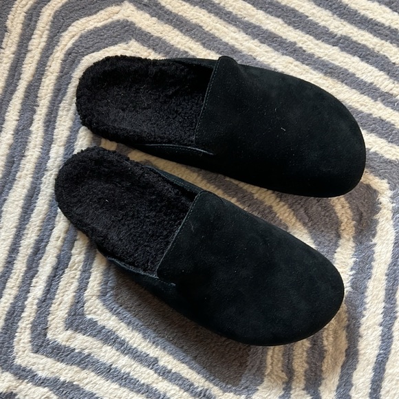 J CREW | Suede Sherpa Cozy Clog - Picture 6 of 6